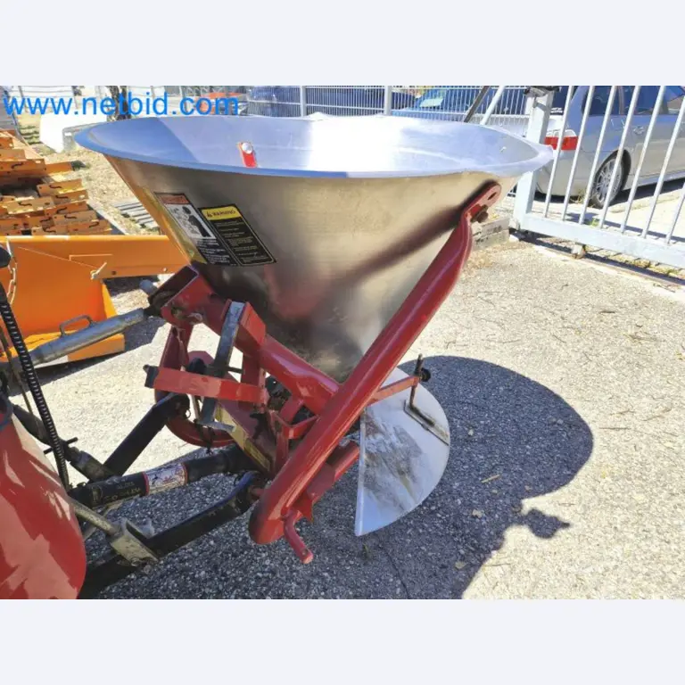 TYM All-Wheel-Drive Compact Tractors for Winter Use and HONDA Single-Axle Snow Plows-26