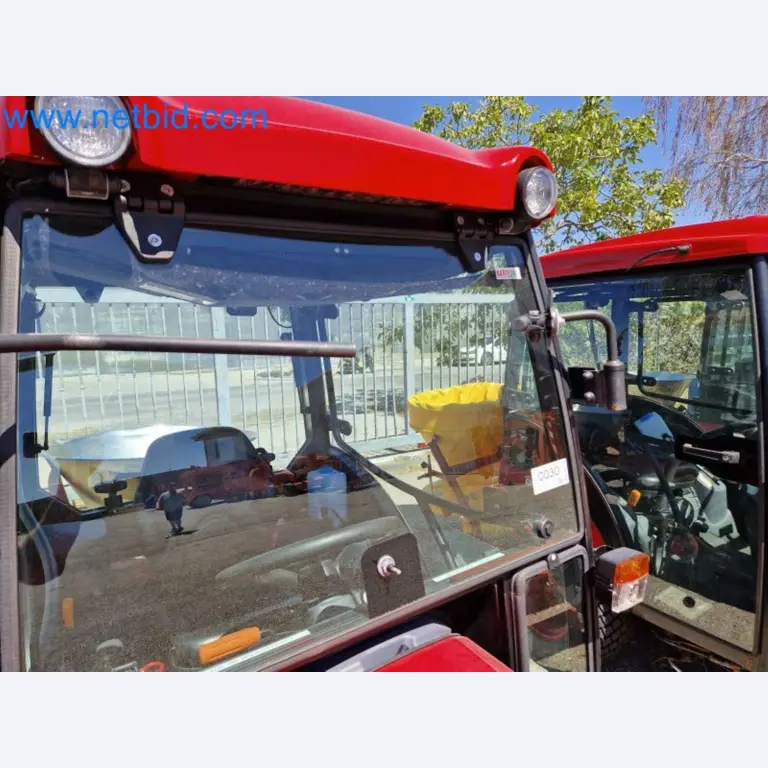 TYM All-Wheel-Drive Compact Tractors for Winter Use and HONDA Single-Axle Snow Plows-29