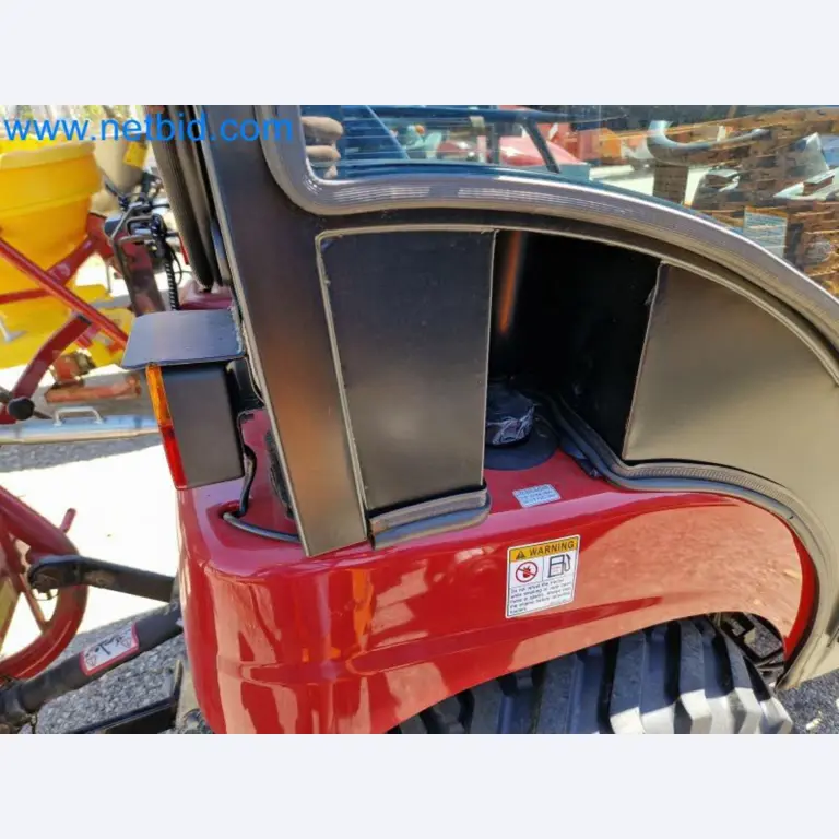 TYM All-Wheel-Drive Compact Tractors for Winter Use and HONDA Single-Axle Snow Plows-38