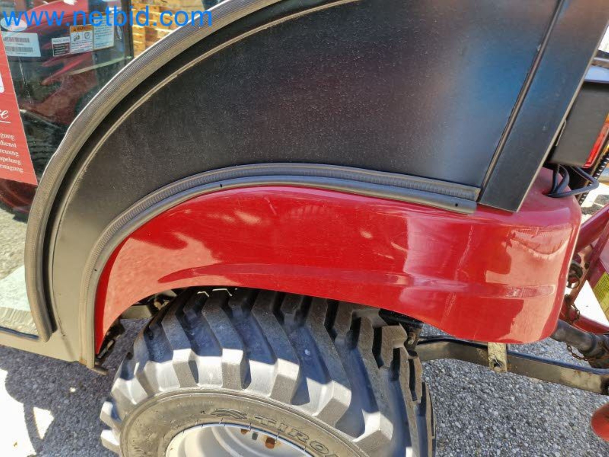 TYM All-Wheel-Drive Compact Tractors for Winter Use and HONDA Single-Axle Snow Plows-40
