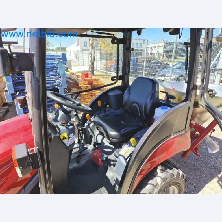 TYM All-Wheel-Drive Compact Tractors for Winter Use and HONDA Single-Axle Snow Plows-8