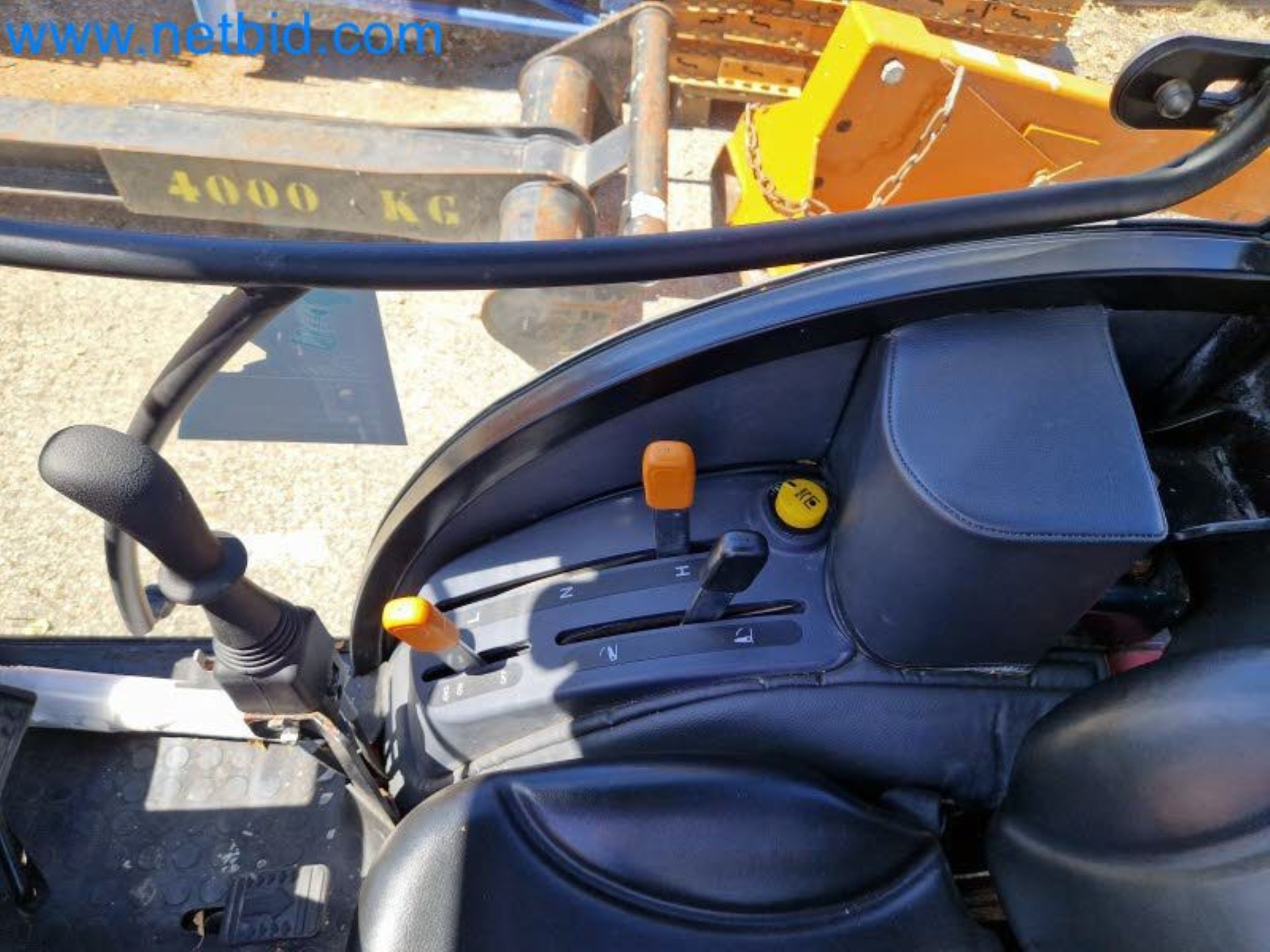 TYM All-Wheel-Drive Compact Tractors for Winter Use and HONDA Single-Axle Snow Plows-9