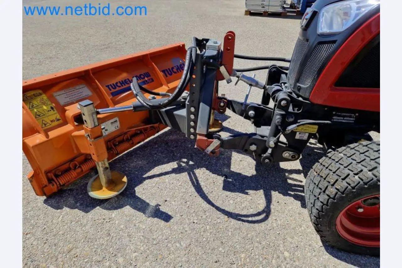TYM All-Wheel-Drive Compact Tractors for Winter Use and HONDA Single-Axle Snow Plows-12