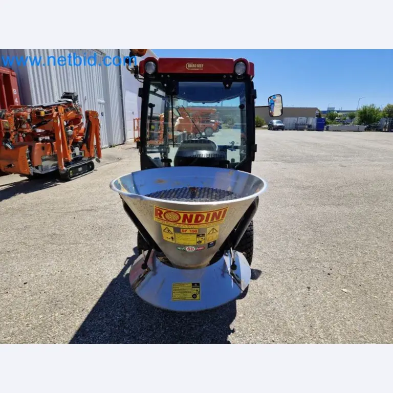 TYM All-Wheel-Drive Compact Tractors for Winter Use and HONDA Single-Axle Snow Plows-13