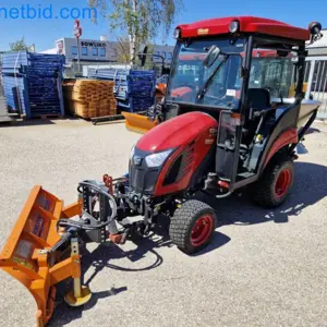 Municipal Tractor TYM T194 HST