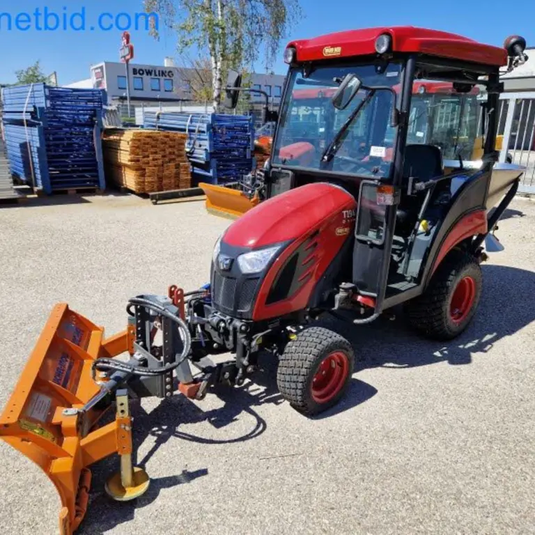 Municipal Tractor TYM T194 HST