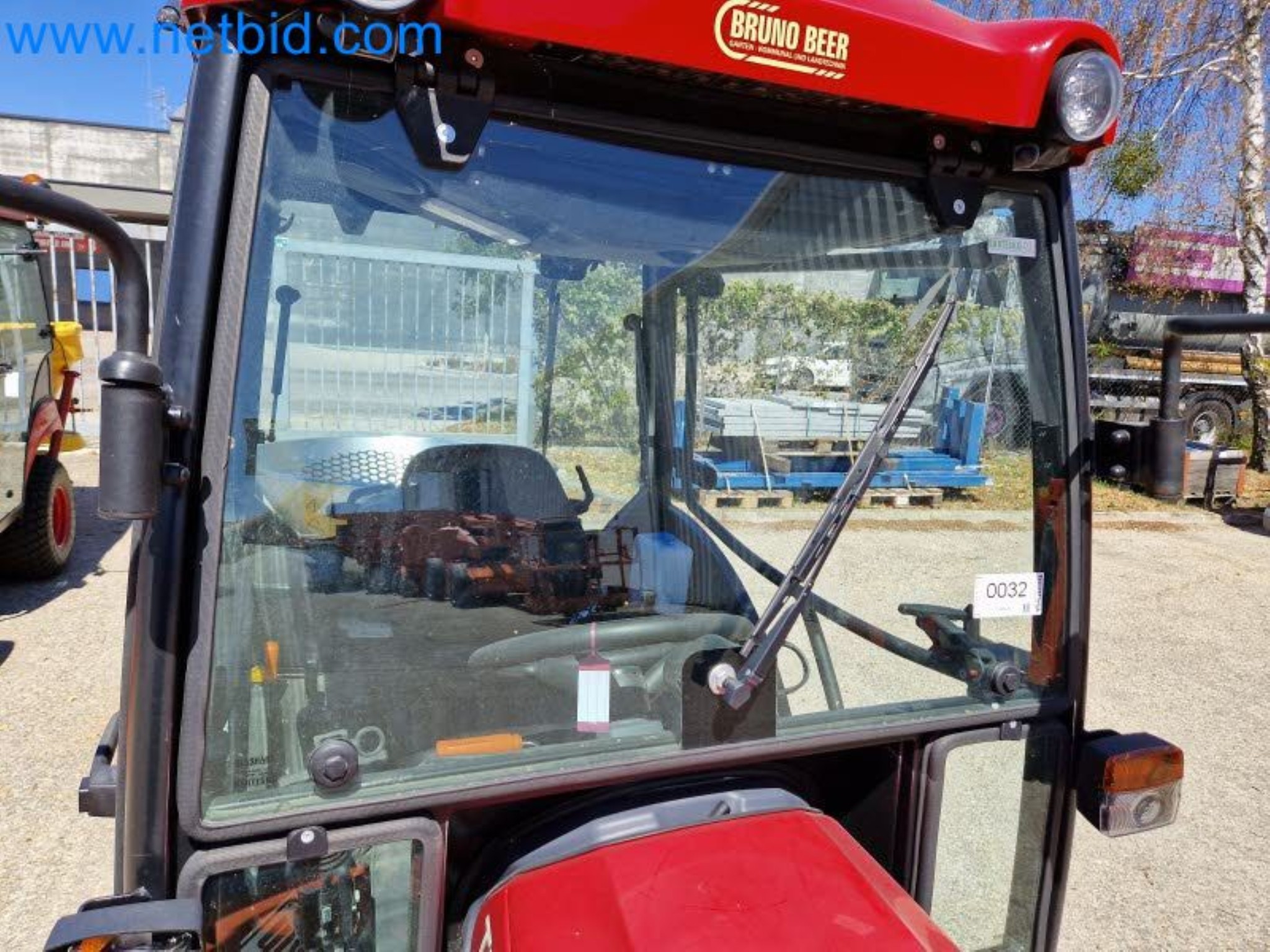 TYM All-Wheel-Drive Compact Tractors for Winter Use and HONDA Single-Axle Snow Plows-40