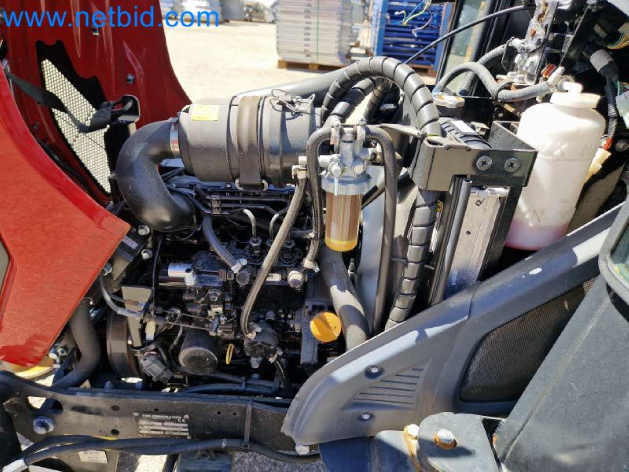 TYM All-Wheel-Drive Compact Tractors for Winter Use and HONDA Single-Axle Snow Plows-41
