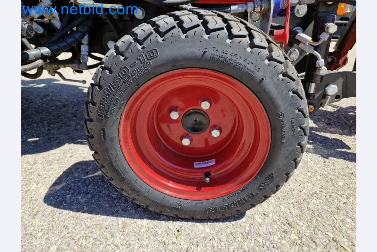 TYM All-Wheel-Drive Compact Tractors for Winter Use and HONDA Single-Axle Snow Plows-43