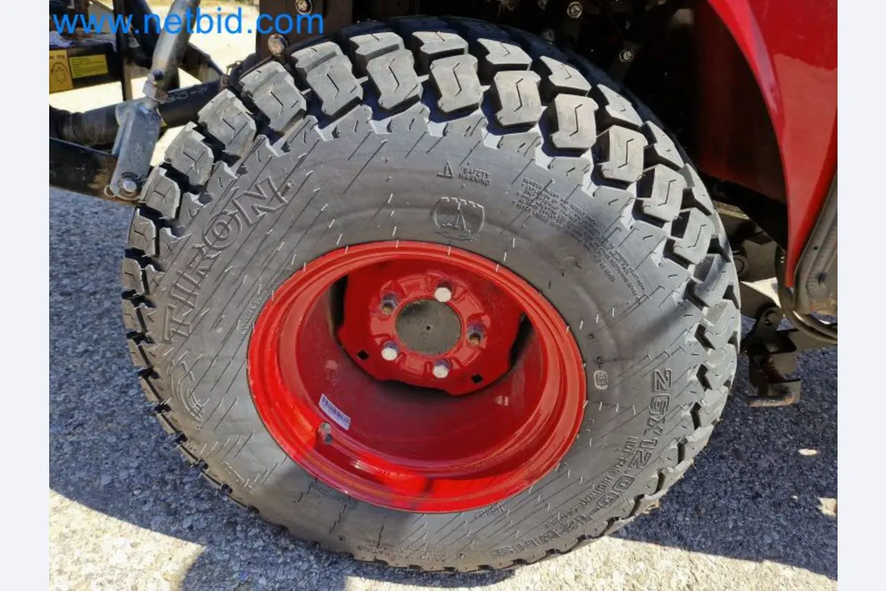 TYM All-Wheel-Drive Compact Tractors for Winter Use and HONDA Single-Axle Snow Plows-44