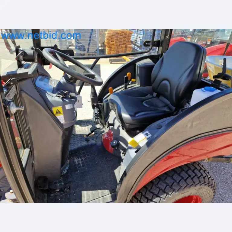 TYM All-Wheel-Drive Compact Tractors for Winter Use and HONDA Single-Axle Snow Plows-5