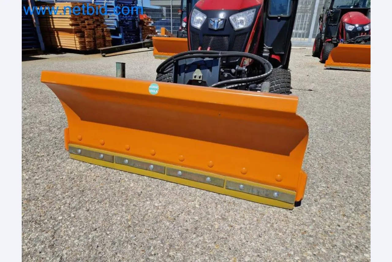 TYM All-Wheel-Drive Compact Tractors for Winter Use and HONDA Single-Axle Snow Plows-22