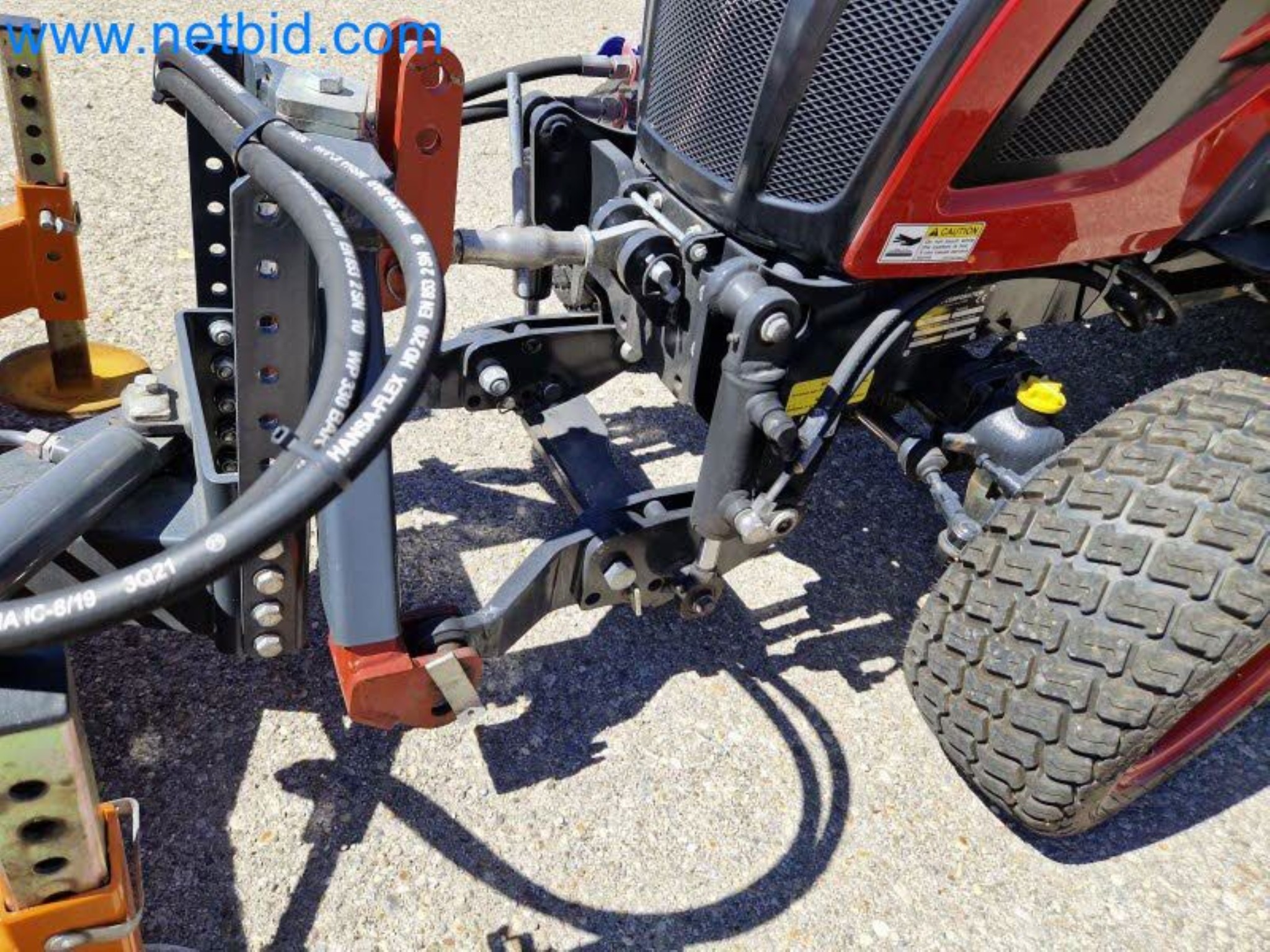 TYM All-Wheel-Drive Compact Tractors for Winter Use and HONDA Single-Axle Snow Plows-28
