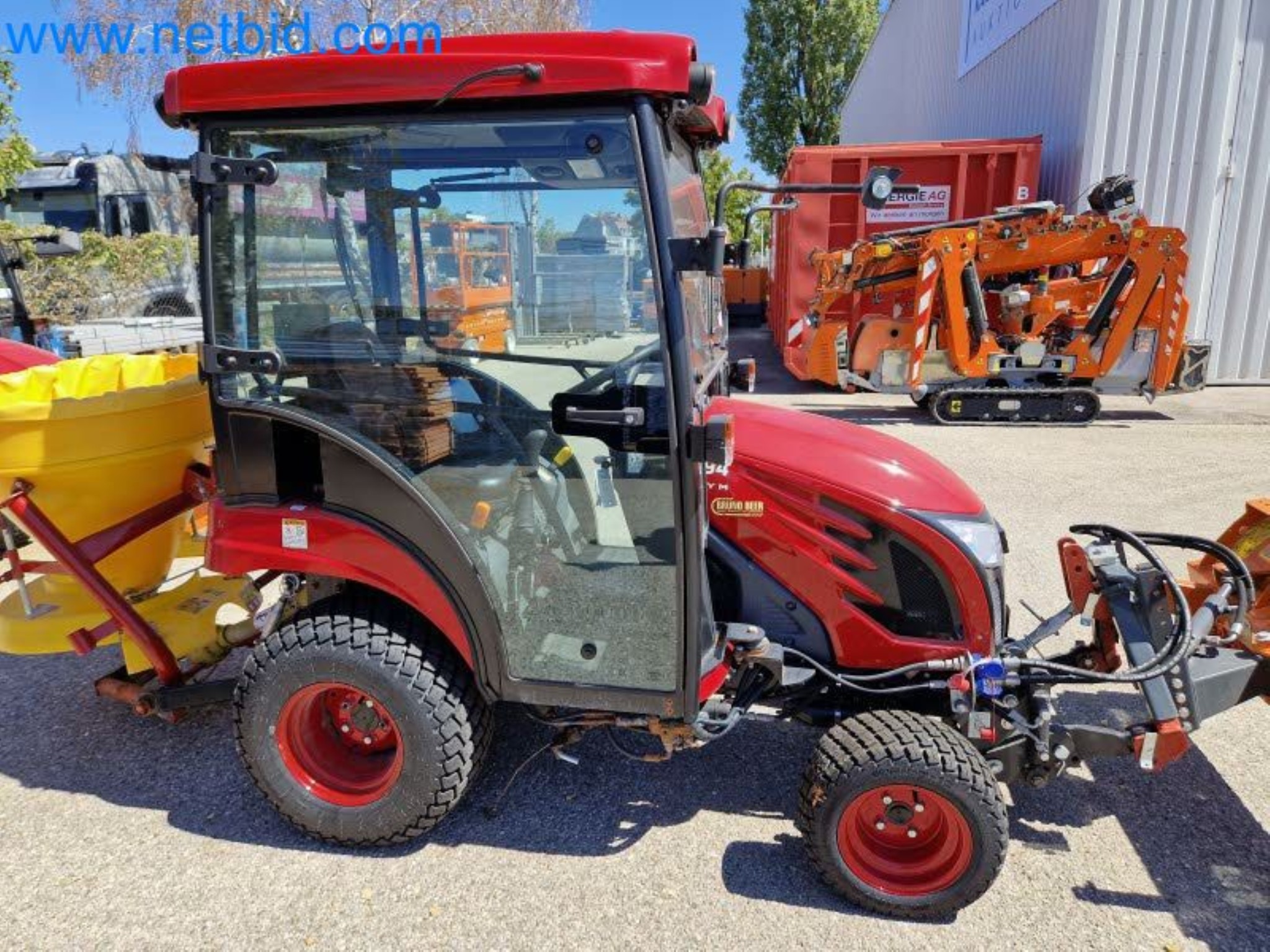 TYM All-Wheel-Drive Compact Tractors for Winter Use and HONDA Single-Axle Snow Plows-2