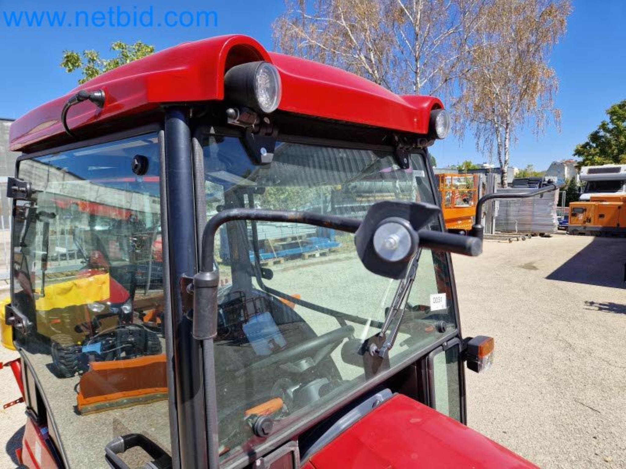 TYM All-Wheel-Drive Compact Tractors for Winter Use and HONDA Single-Axle Snow Plows-30