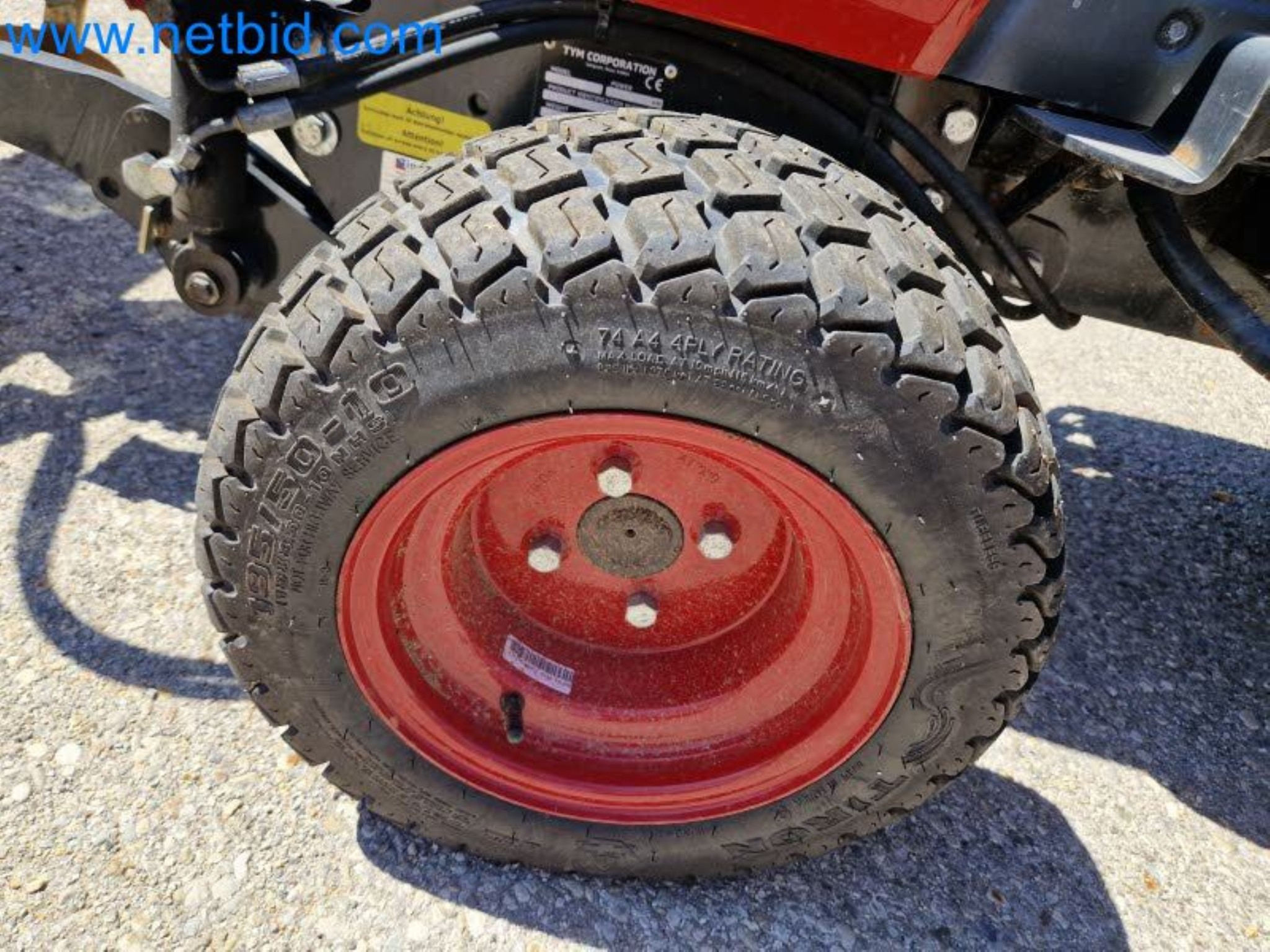 TYM All-Wheel-Drive Compact Tractors for Winter Use and HONDA Single-Axle Snow Plows-42