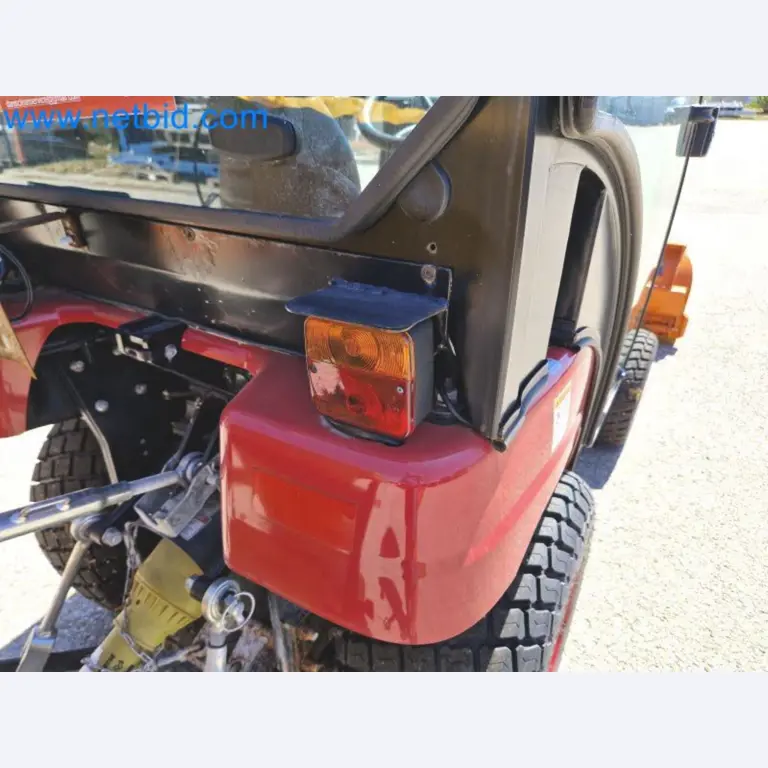 TYM All-Wheel-Drive Compact Tractors for Winter Use and HONDA Single-Axle Snow Plows-4