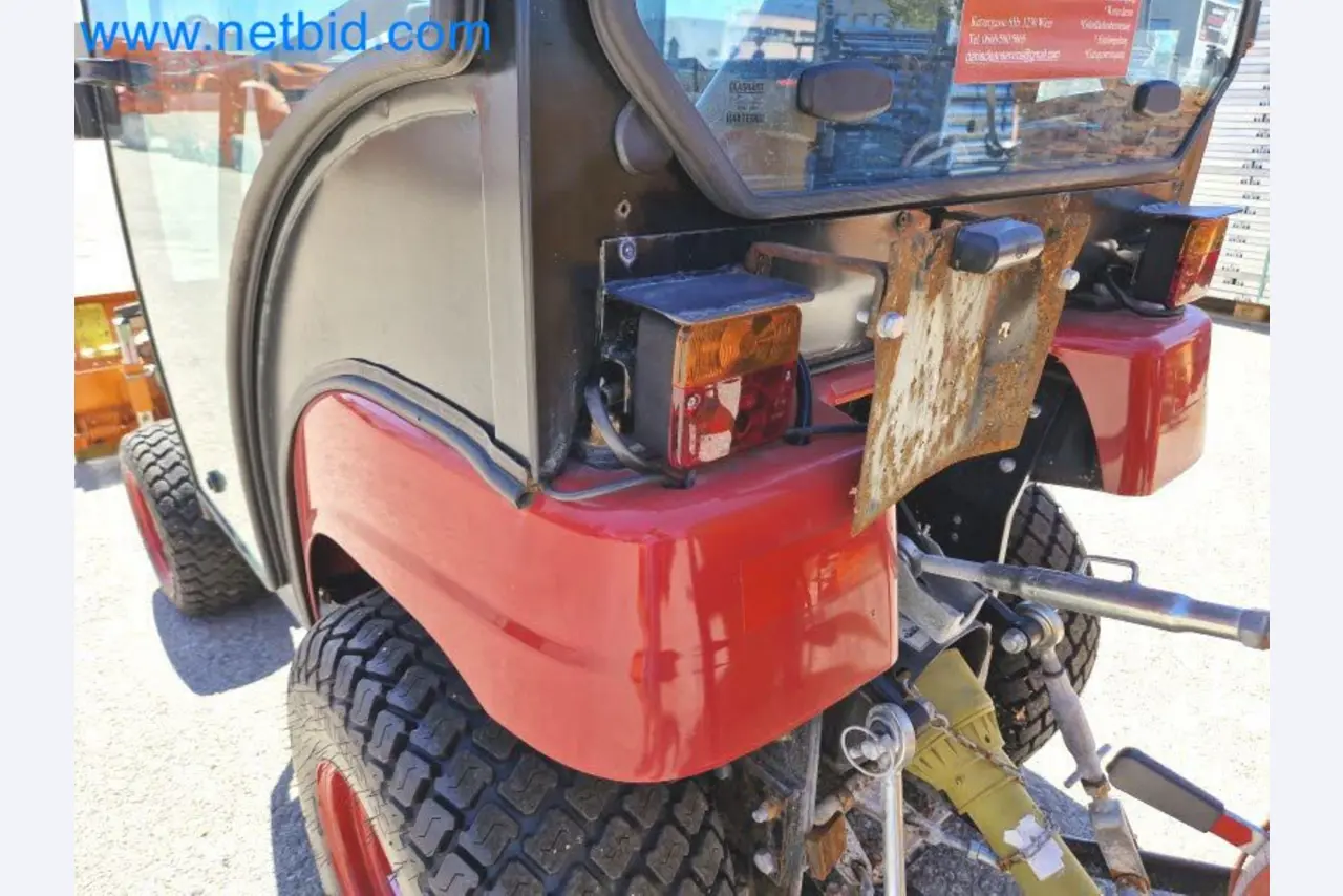 TYM All-Wheel-Drive Compact Tractors for Winter Use and HONDA Single-Axle Snow Plows-5
