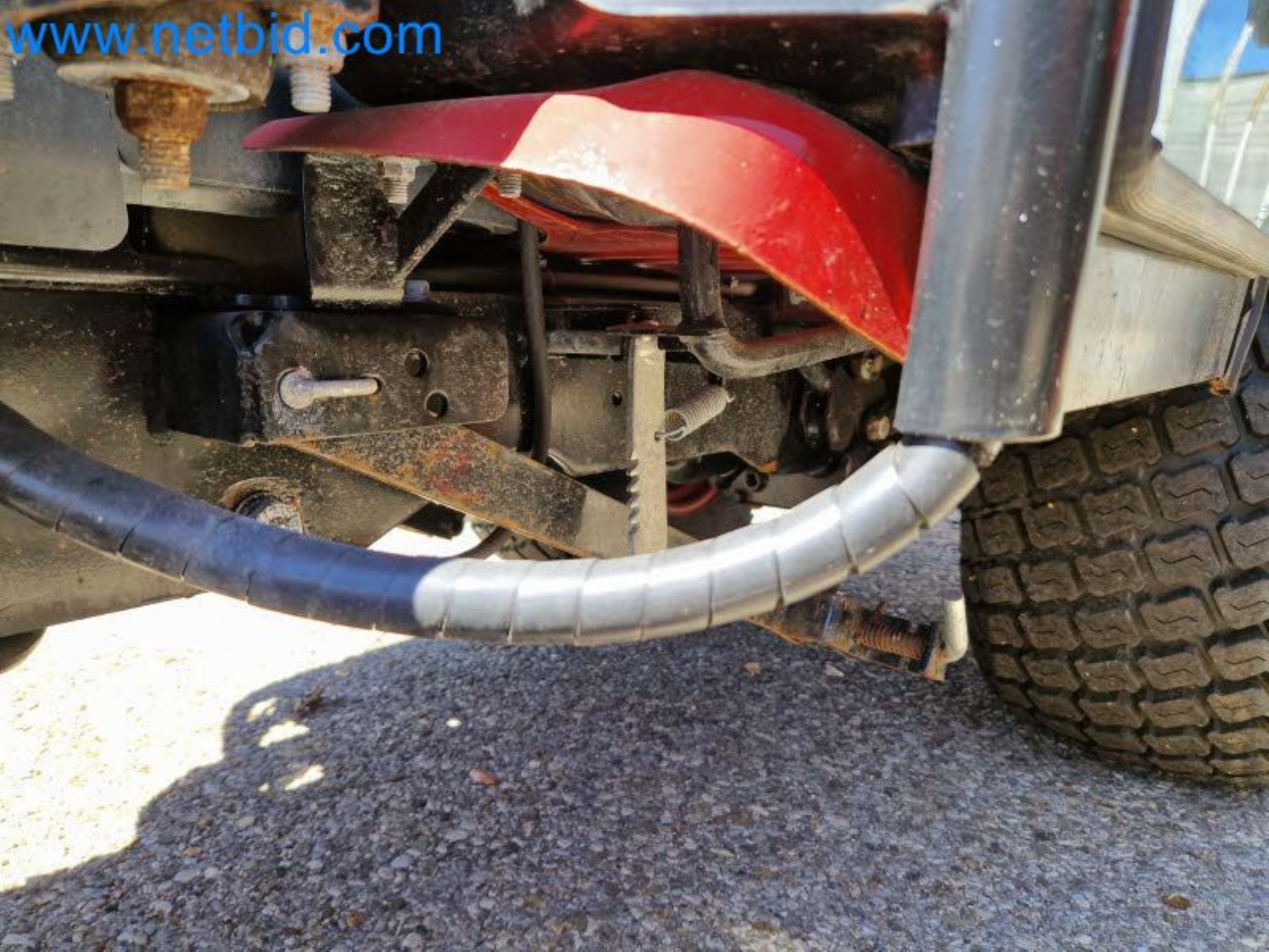 TYM All-Wheel-Drive Compact Tractors for Winter Use and HONDA Single-Axle Snow Plows-7