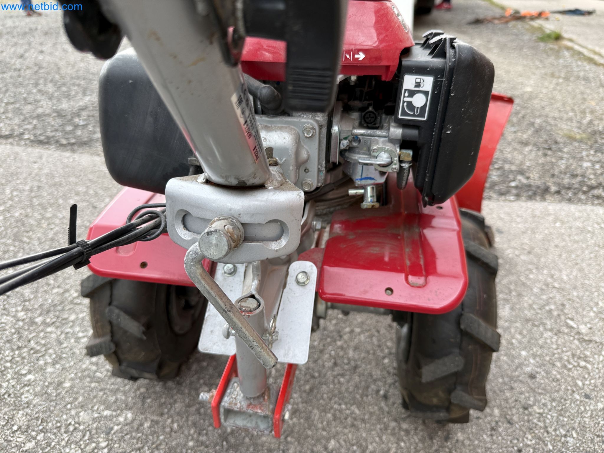 TYM All-Wheel-Drive Compact Tractors for Winter Use and HONDA Single-Axle Snow Plows-5