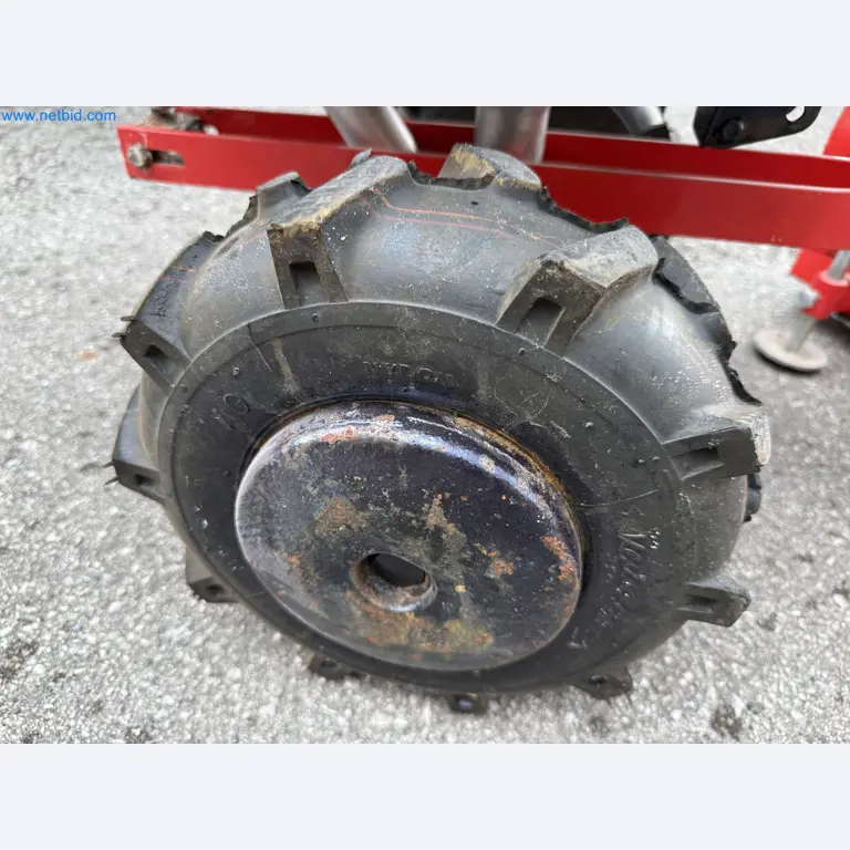 TYM All-Wheel-Drive Compact Tractors for Winter Use and HONDA Single-Axle Snow Plows-11