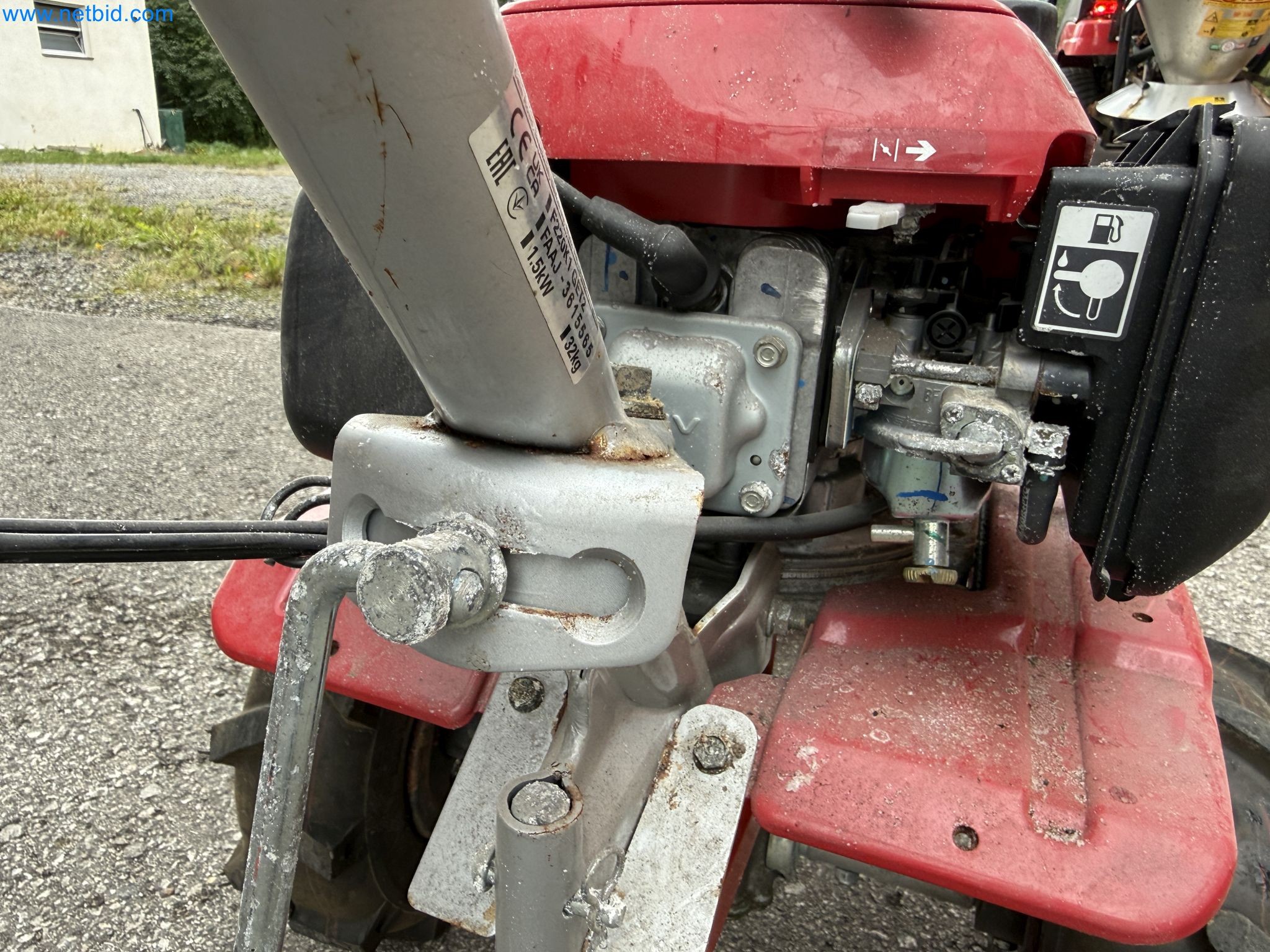 TYM All-Wheel-Drive Compact Tractors for Winter Use and HONDA Single-Axle Snow Plows-4