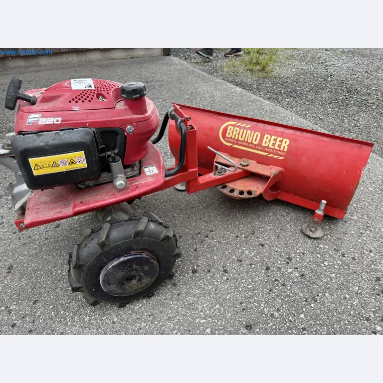 TYM All-Wheel-Drive Compact Tractors for Winter Use and HONDA Single-Axle Snow Plows-6