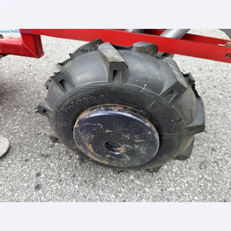 TYM All-Wheel-Drive Compact Tractors for Winter Use and HONDA Single-Axle Snow Plows-9