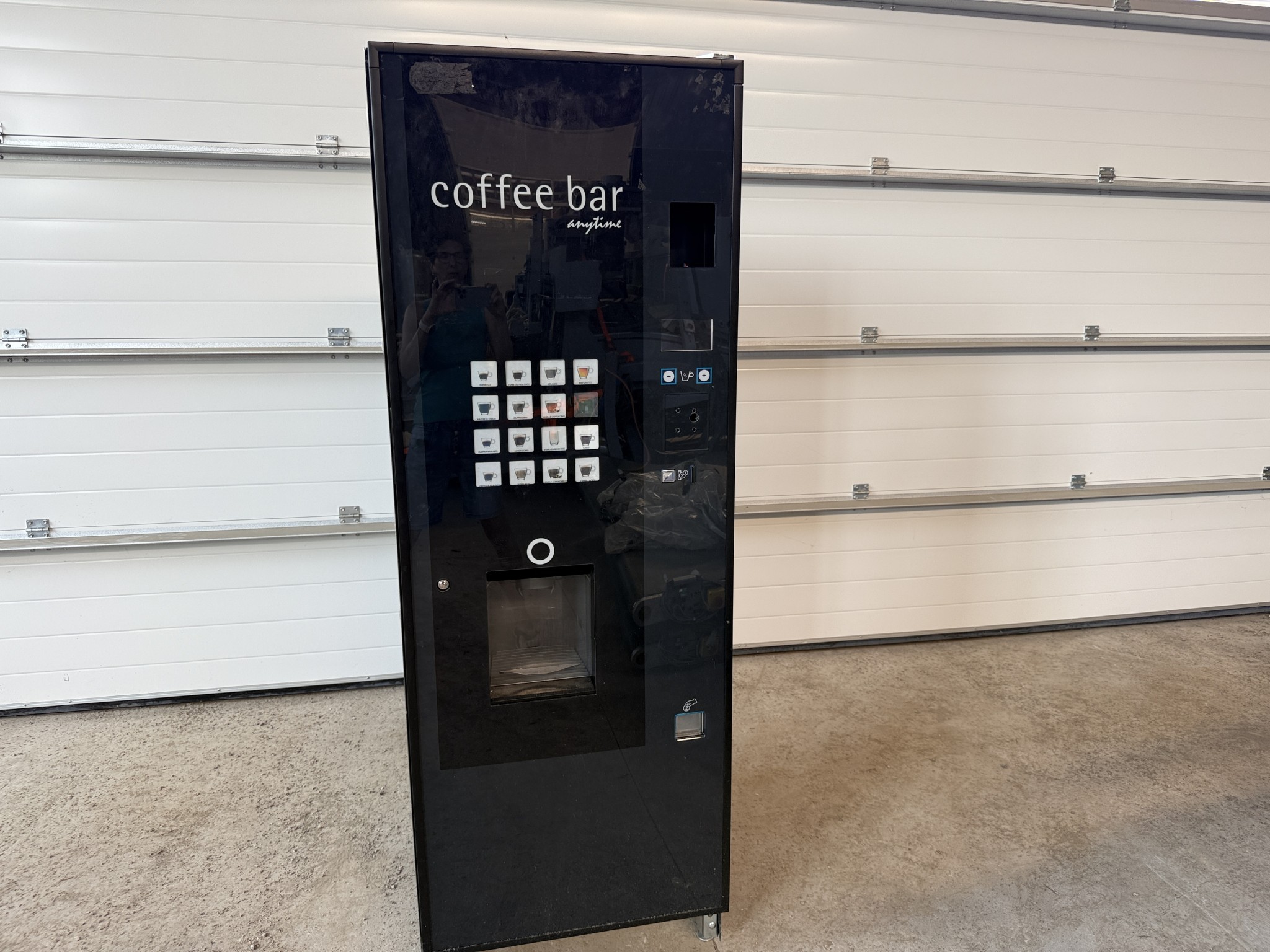 Hot Beverage Vending Machine, Fully Automatic Coffee Machine by Rheavendors Group-1
