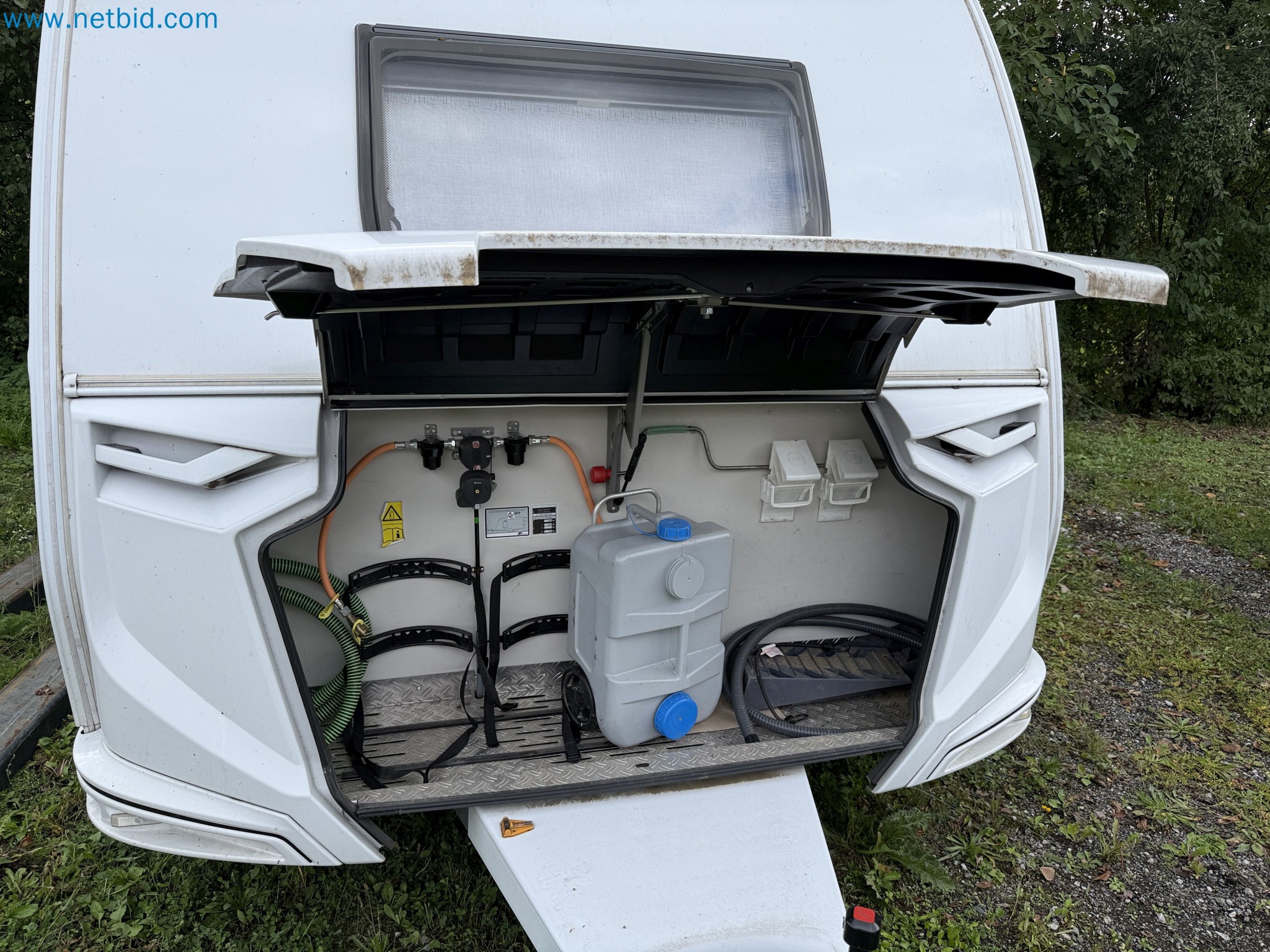 KNAUS Sport 420 QD Compact Trailer-11