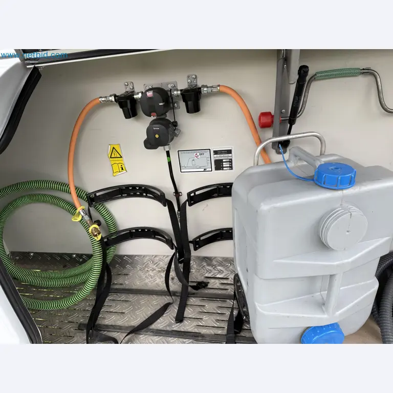 KNAUS Sport 420 QD Compact Trailer-12