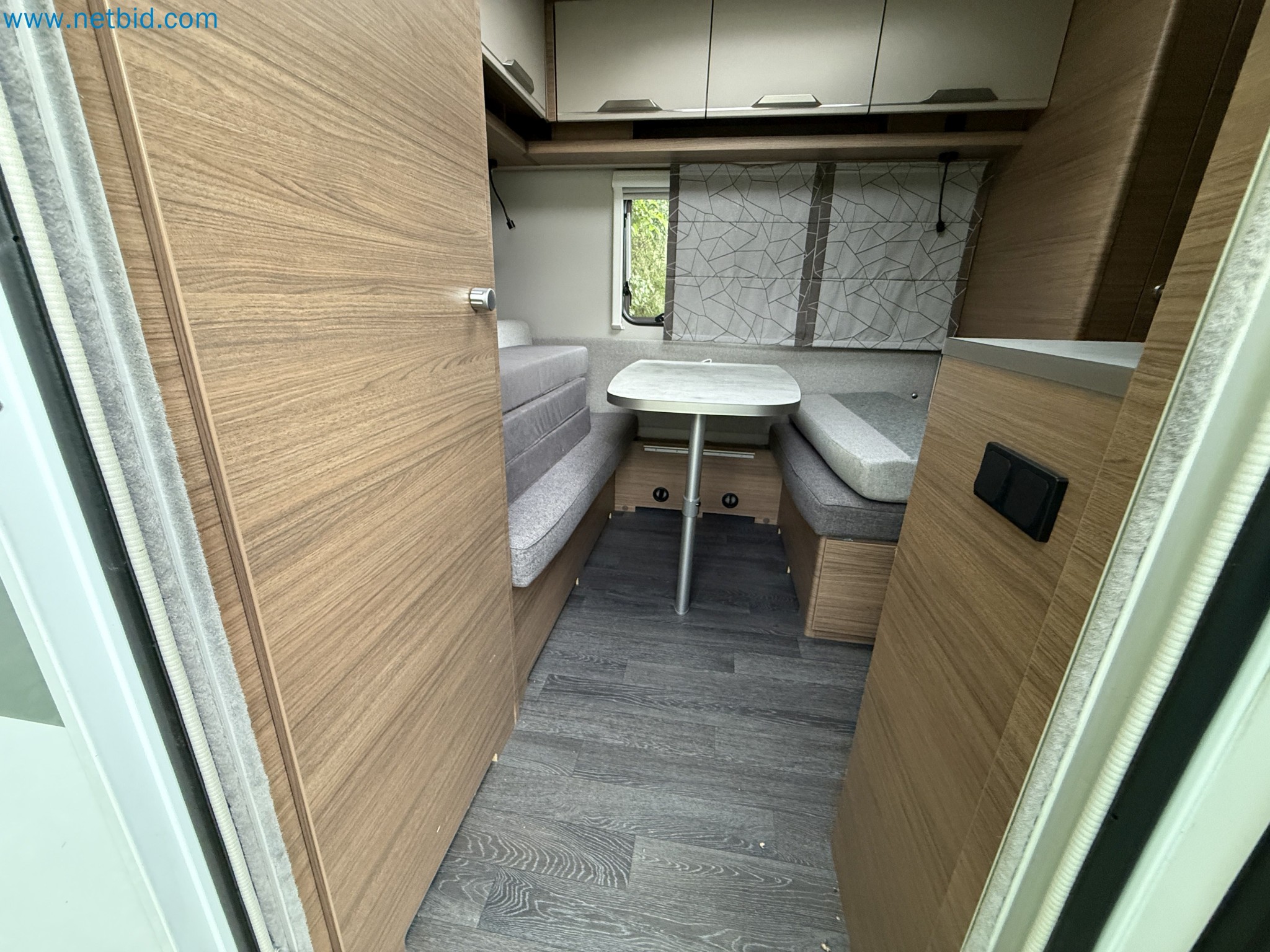 KNAUS Sport 420 QD Compact Trailer-14