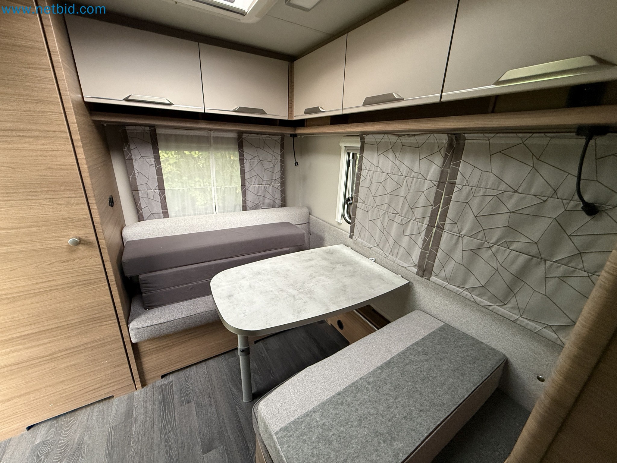 KNAUS Sport 420 QD Compact Trailer-17