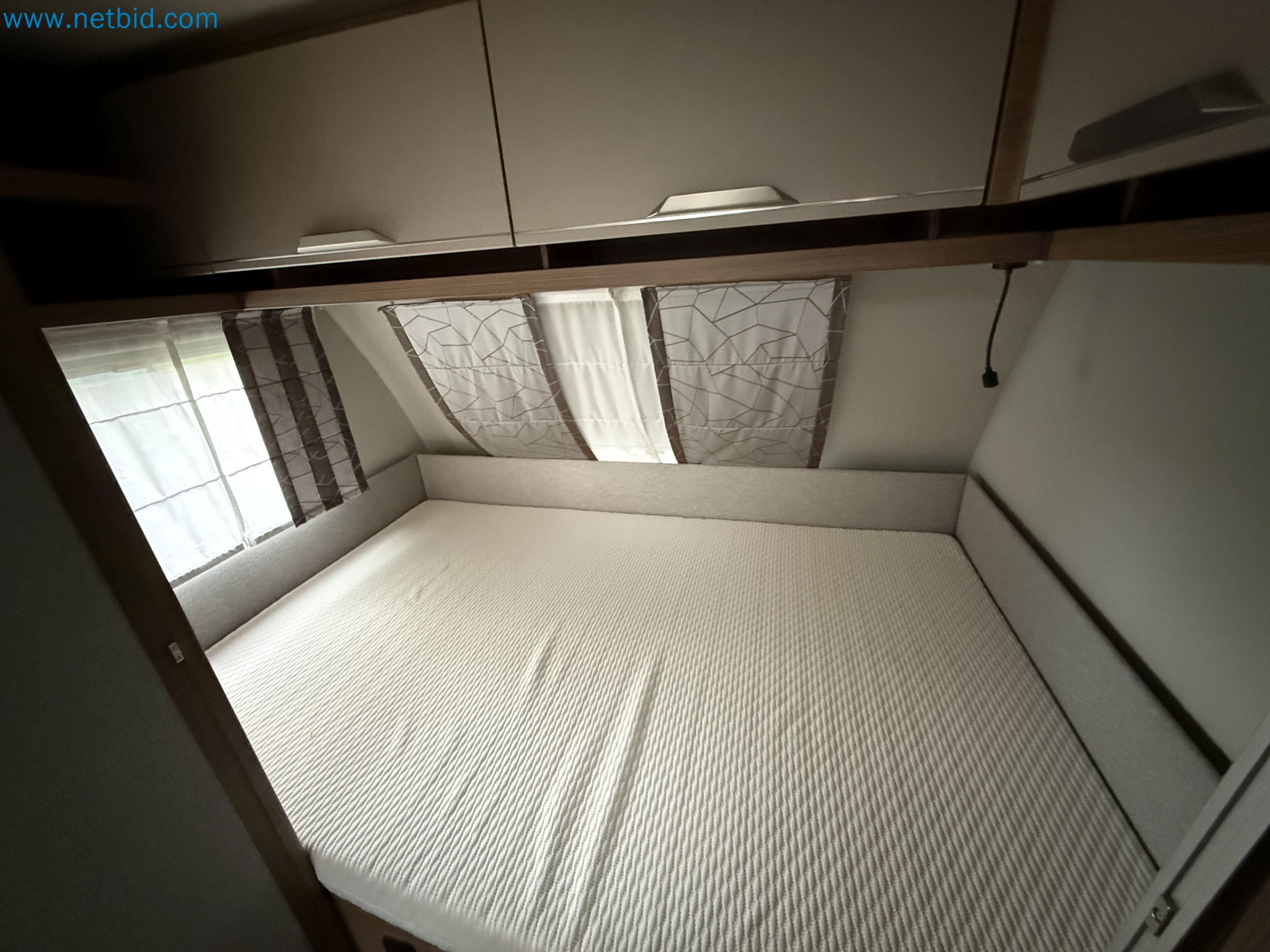 KNAUS Sport 420 QD Compact Trailer-21
