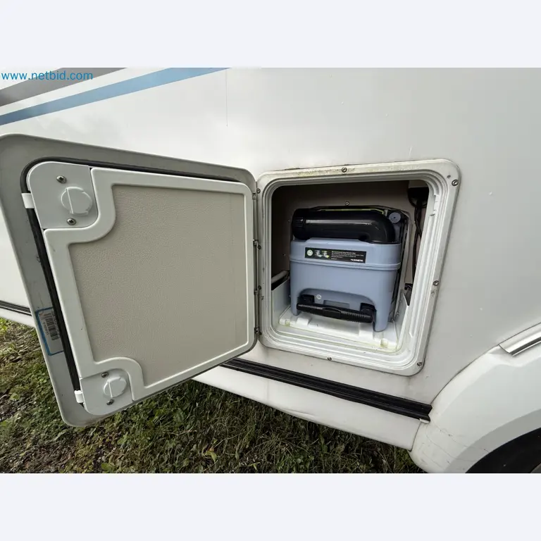 KNAUS Sport 420 QD Compact Trailer-8