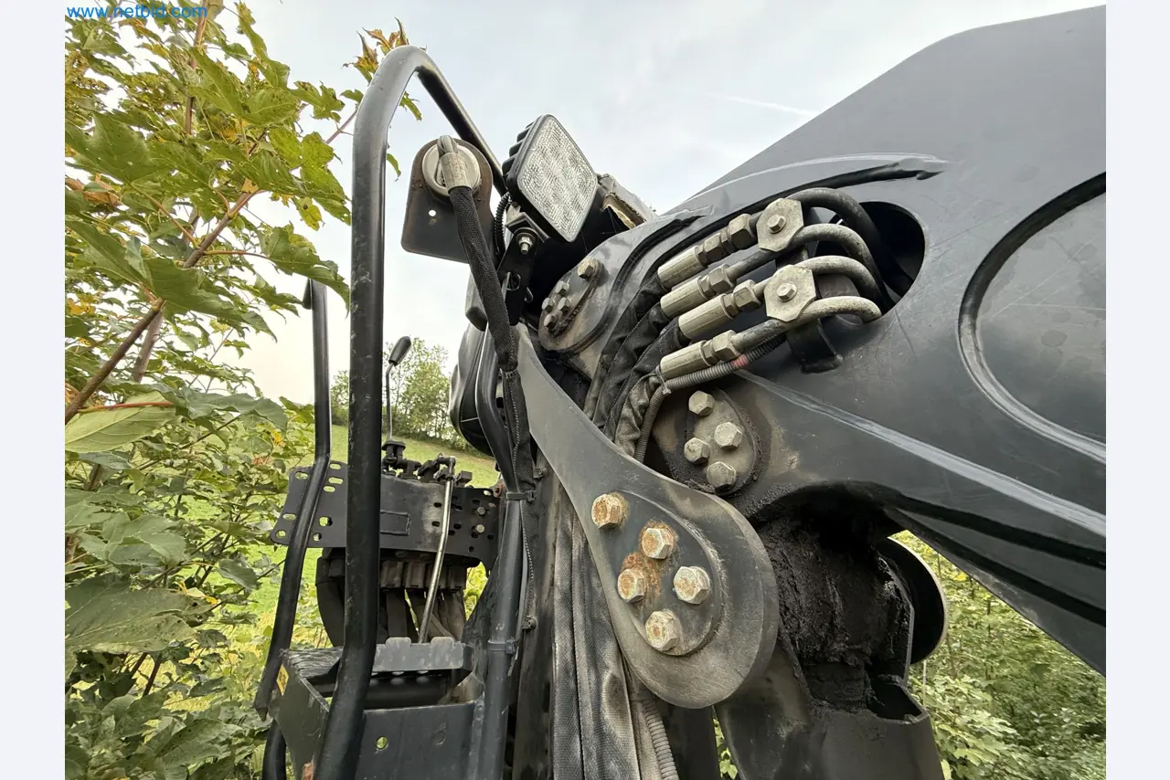 Effiziente Beladung und Holztransport mit dem VOLVO FH16 750 HP 6x4 Rigid inklusive Heckladekran Palfinger EPSILON Q150Z 96-16