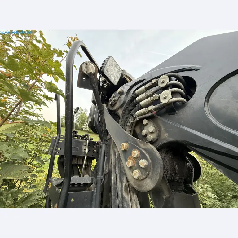 Effiziente Beladung und Holztransport mit dem VOLVO FH16 750 HP 6x4 Rigid inklusive Heckladekran Palfinger EPSILON Q150Z 96-16