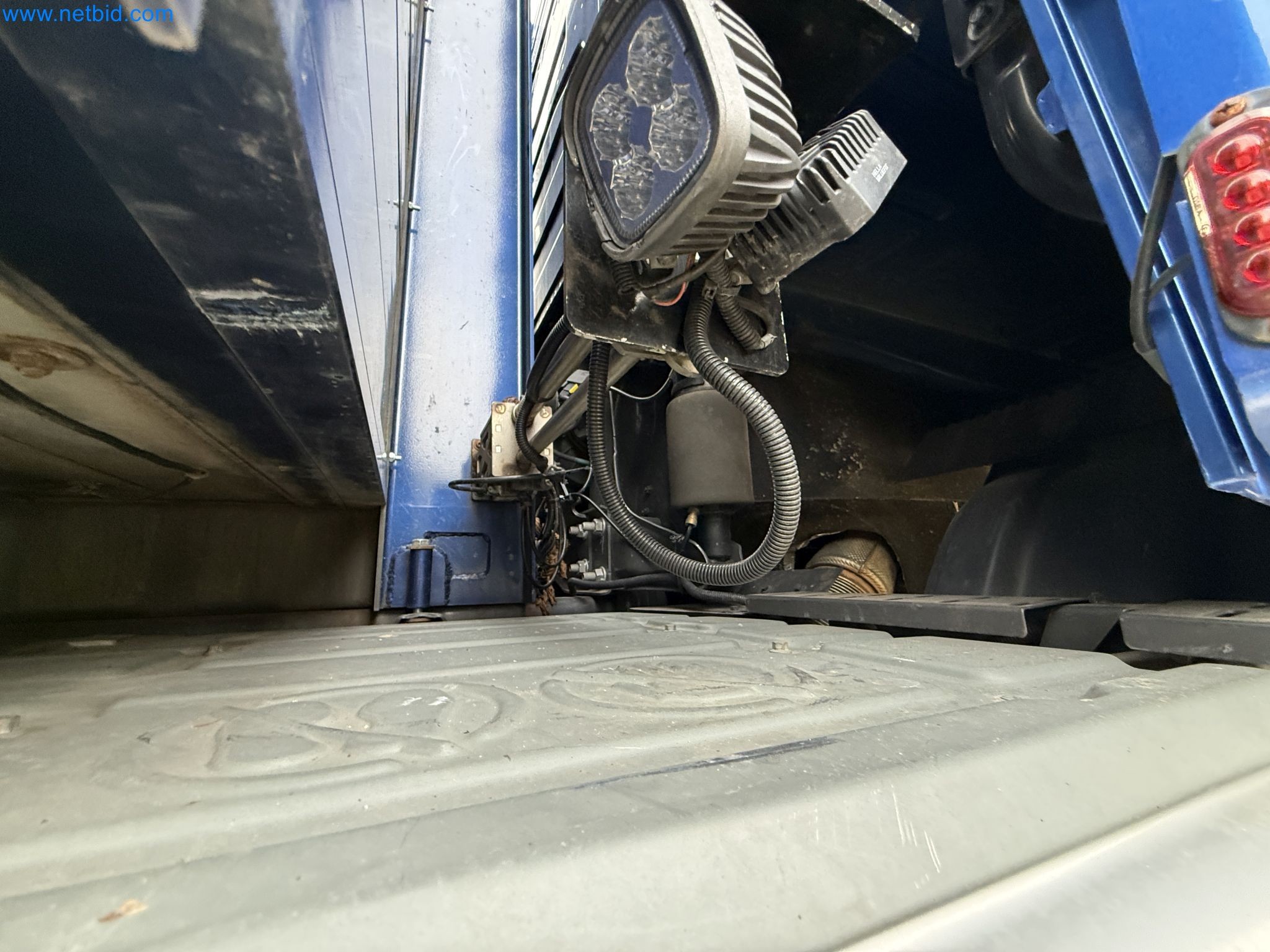 Effiziente Beladung und Holztransport mit dem VOLVO FH16 750 HP 6x4 Rigid inklusive Heckladekran Palfinger EPSILON Q150Z 96-26