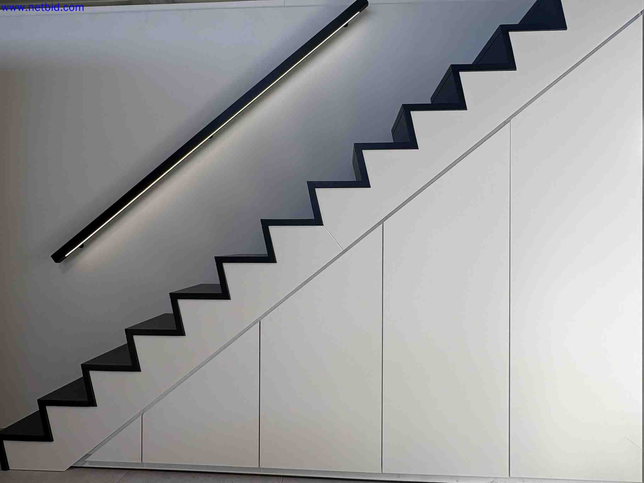 Schließung eines Tischlereibetriebs für Küchen und Treppen in Belgien-55