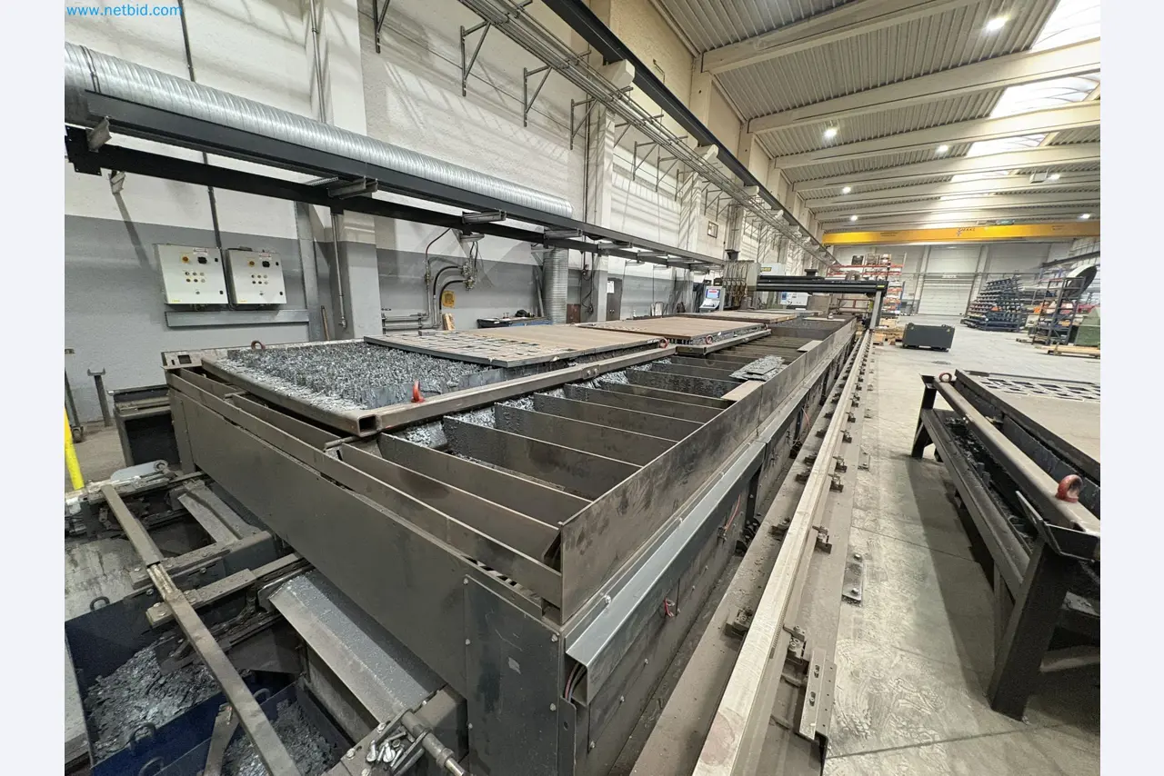 CNC oxy-fuel cutting machine and aluminium double mitre saw-11