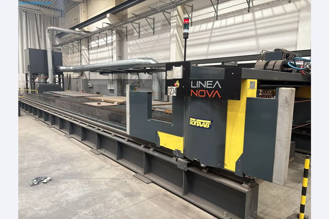 CNC oxy-fuel cutting machine and aluminium double mitre saw-1