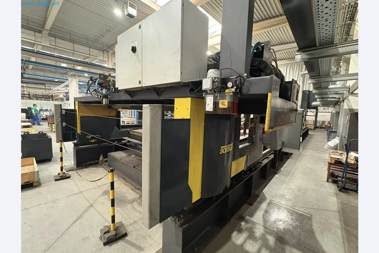 CNC oxy-fuel cutting machine and aluminium double mitre saw-4
