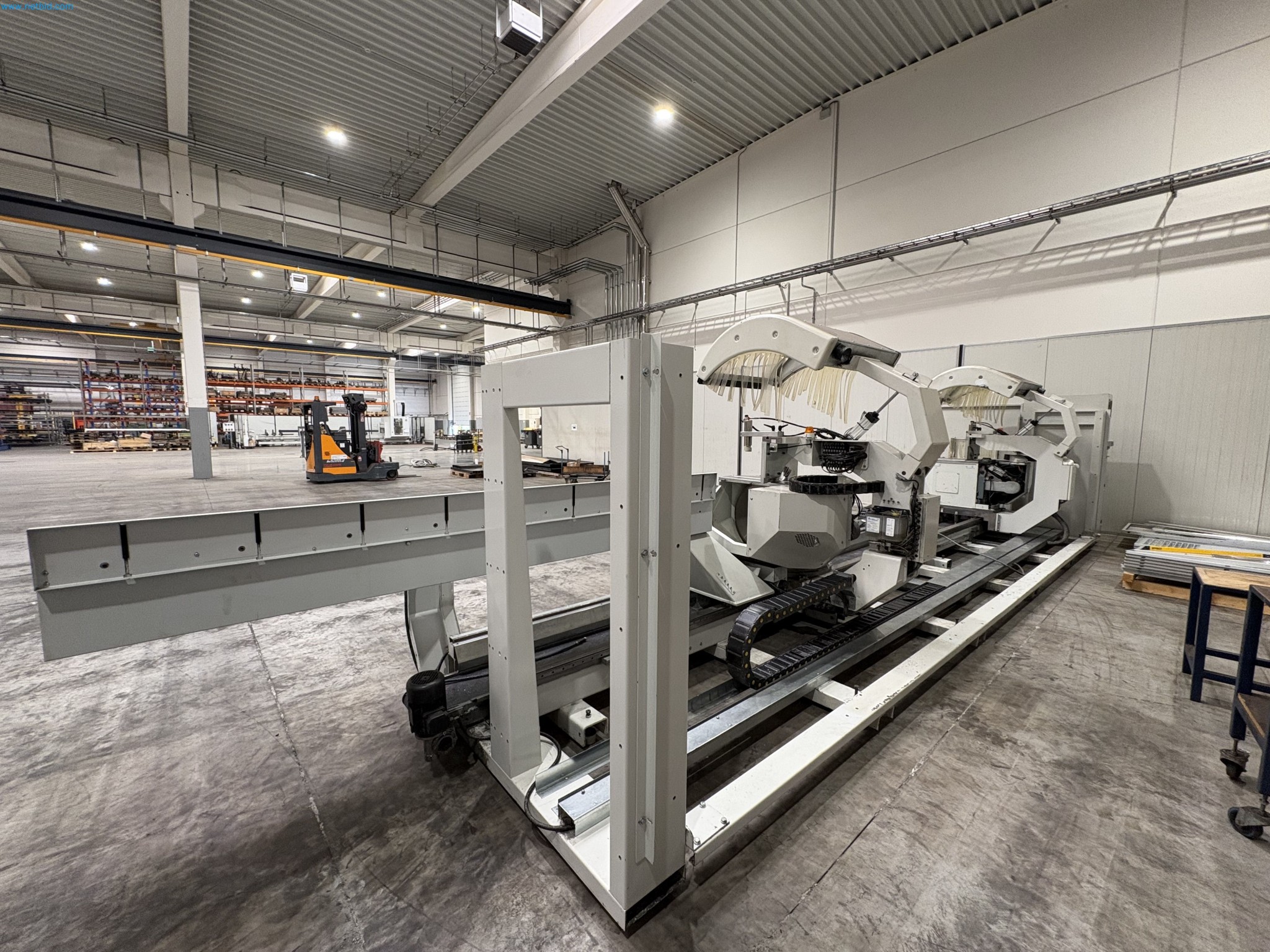 CNC oxy-fuel cutting machine and aluminium double mitre saw-11