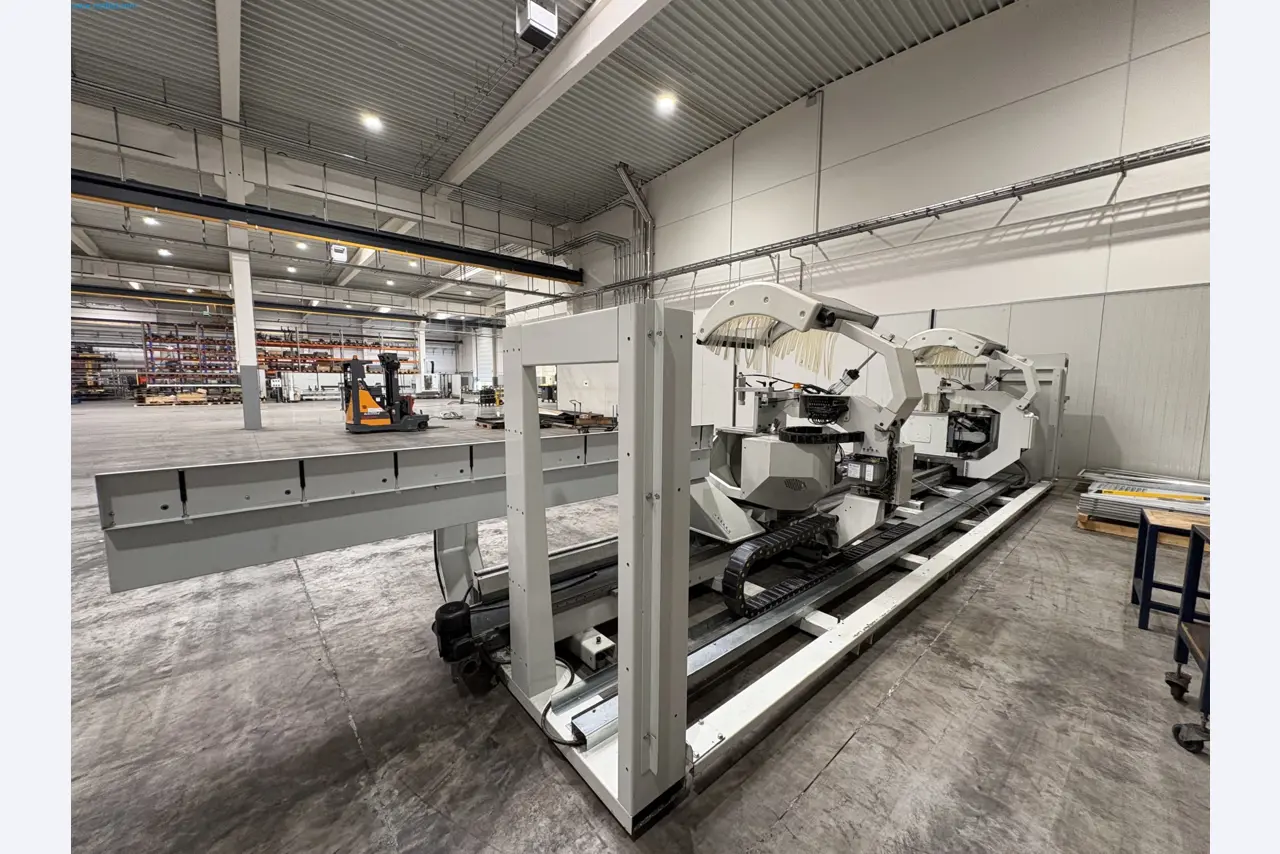 CNC oxy-fuel cutting machine and aluminium double mitre saw-11