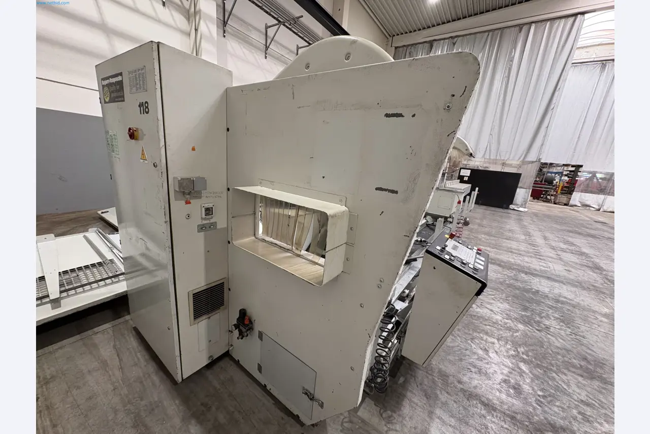 CNC oxy-fuel cutting machine and aluminium double mitre saw-4