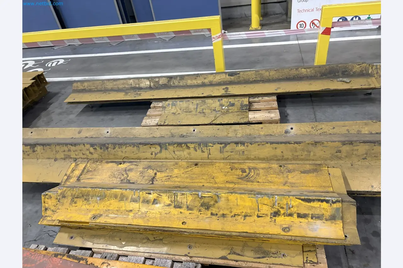 Lagerregale, Büromöbel und MFC-Spanplatten-12