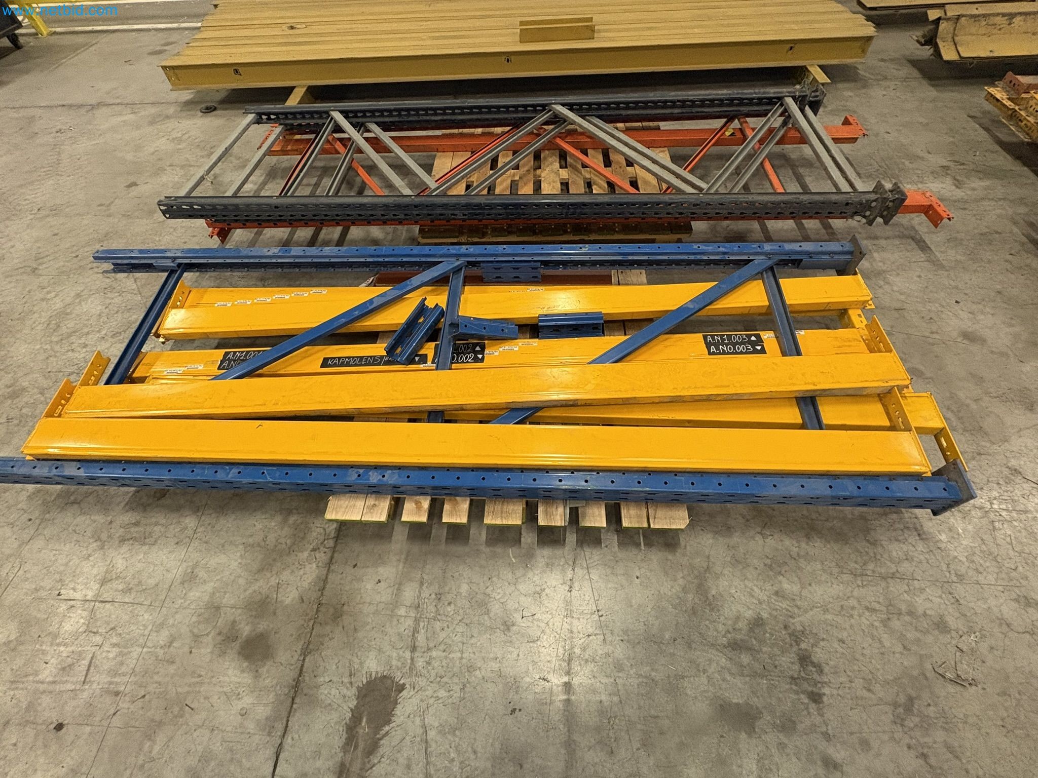 Lagerregale, Büromöbel und MFC-Spanplatten-2