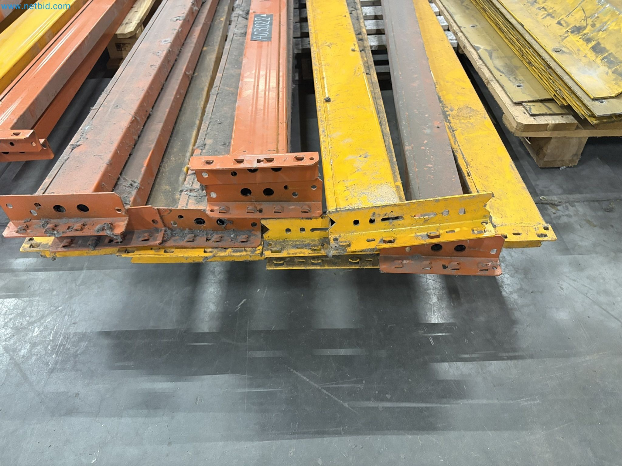 Lagerregale, Büromöbel und MFC-Spanplatten-8