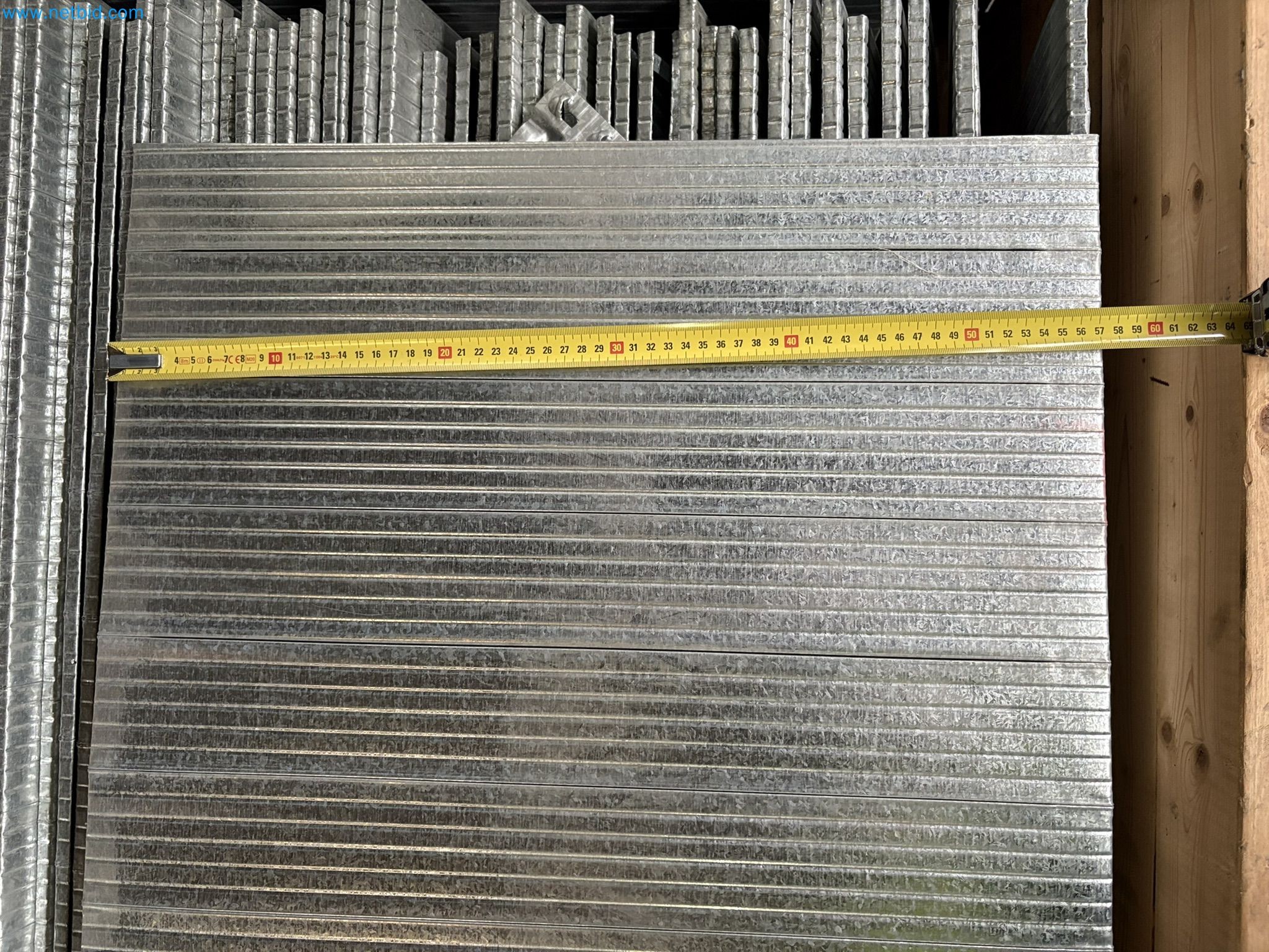 Lagerregale, Büromöbel und MFC-Spanplatten-10
