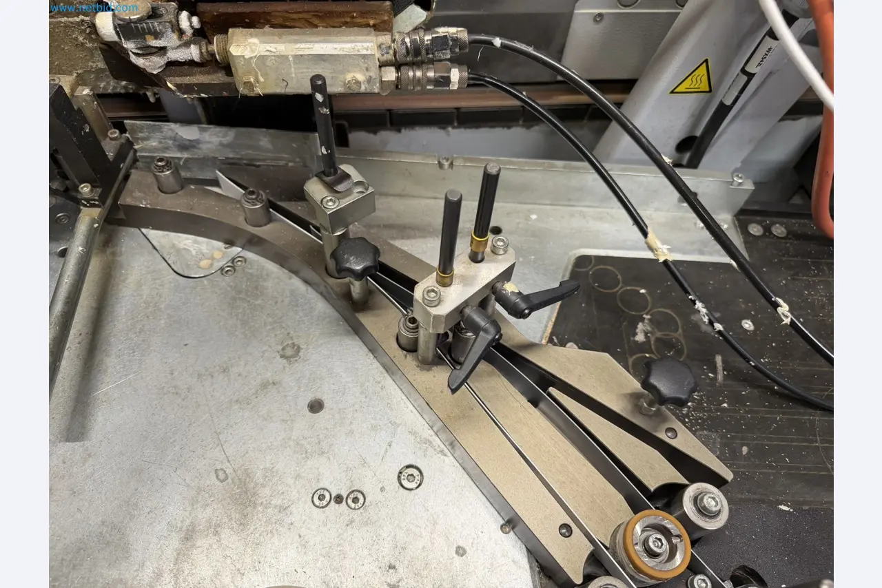 HOMAG KAL370 Edge Banding Machine with Workpiece Return System-12
